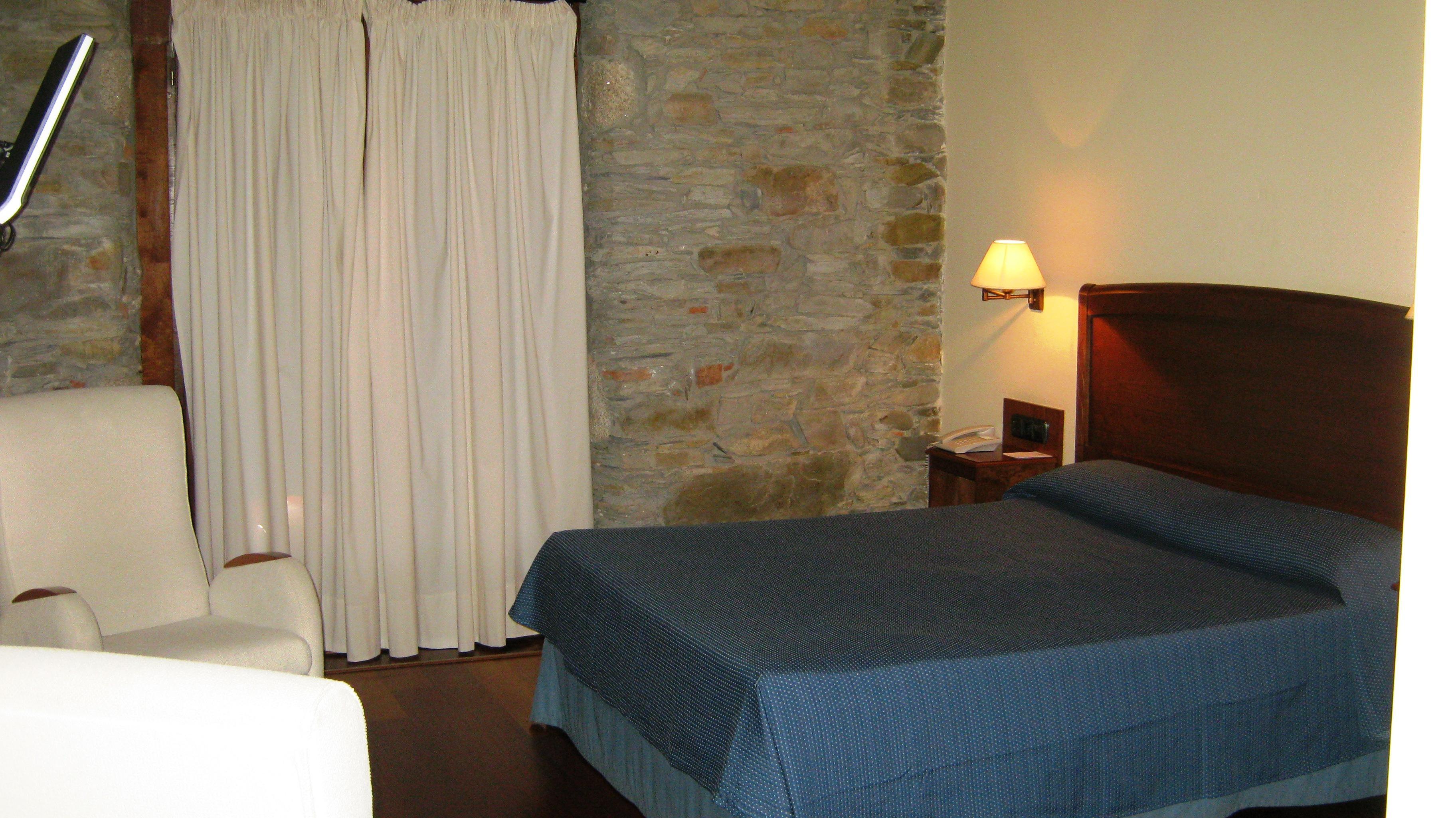 Hotel Aroi Bierzo Plaza Понферрада Экстерьер фото