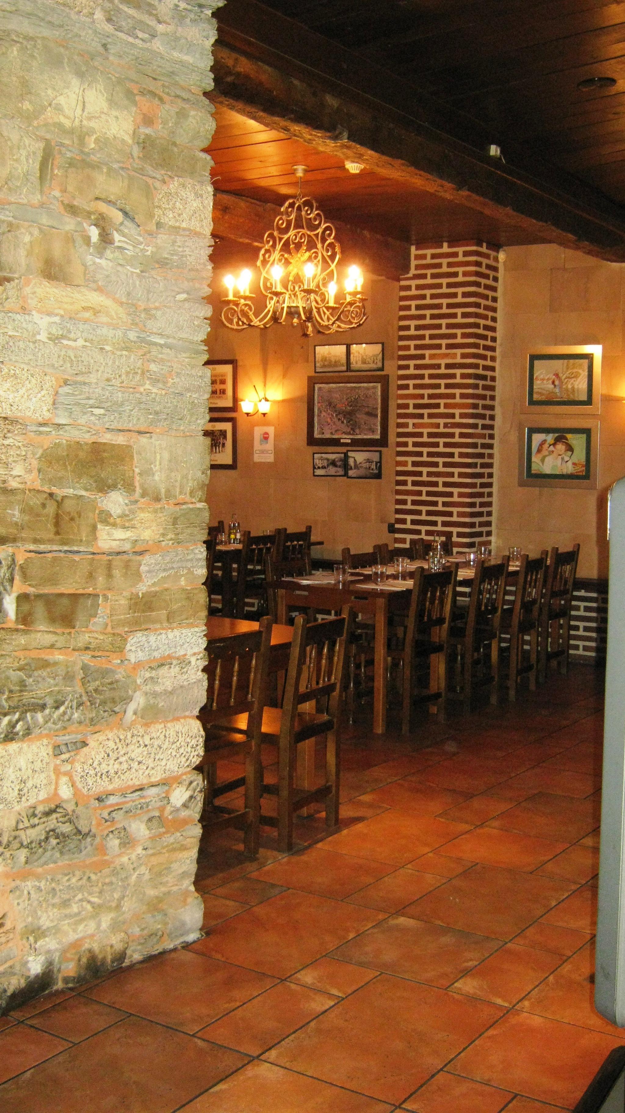 Hotel Aroi Bierzo Plaza Понферрада Экстерьер фото