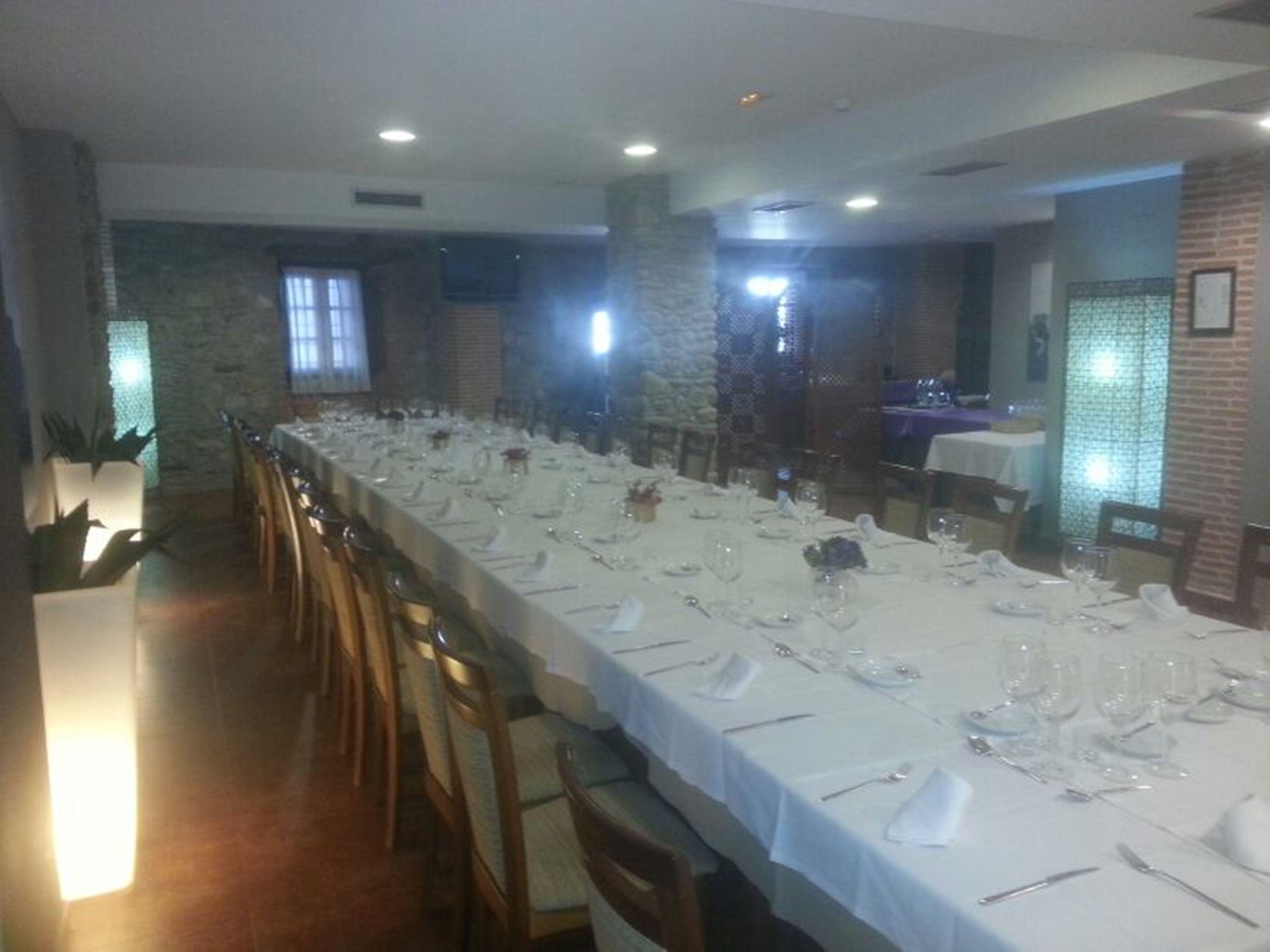 Hotel Aroi Bierzo Plaza Понферрада Экстерьер фото