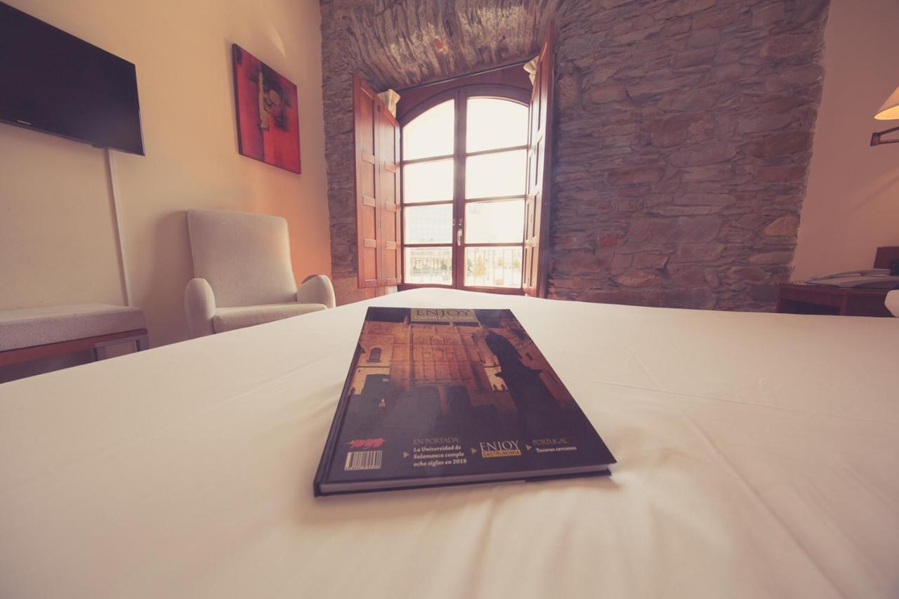 Hotel Aroi Bierzo Plaza Понферрада Экстерьер фото